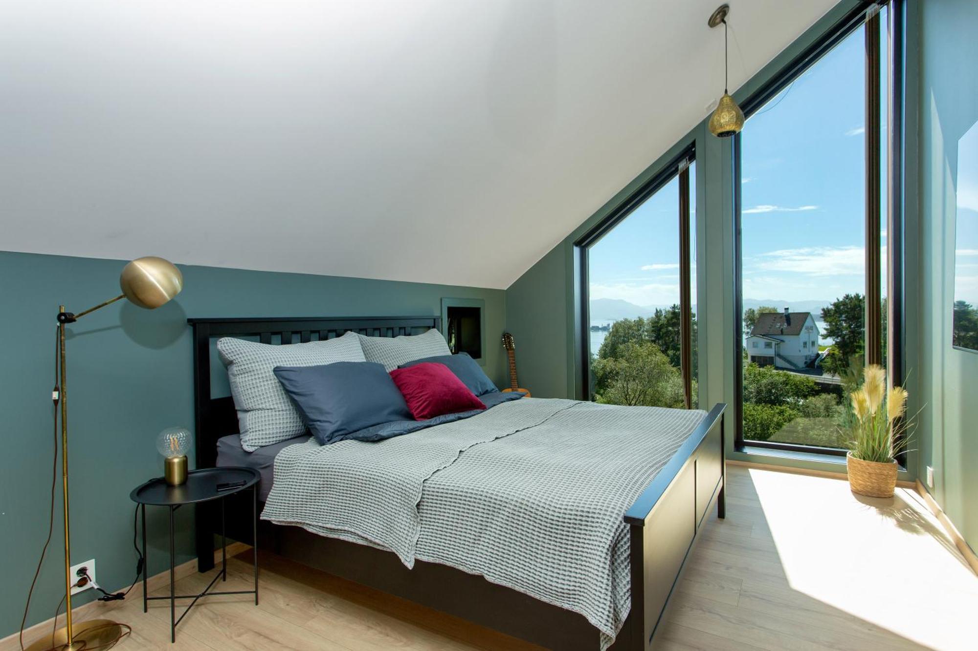 Central Sea View Villa Stord Buitenkant foto