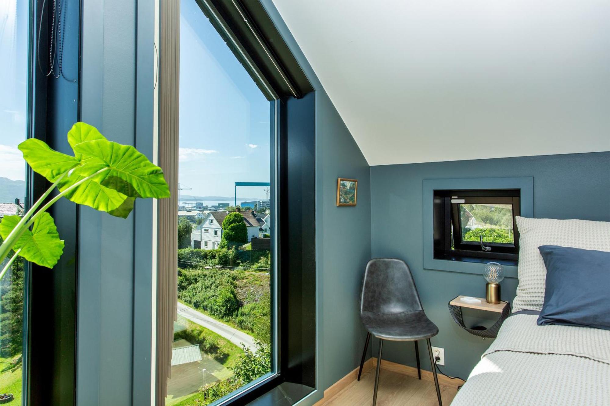 Central Sea View Villa Stord Buitenkant foto