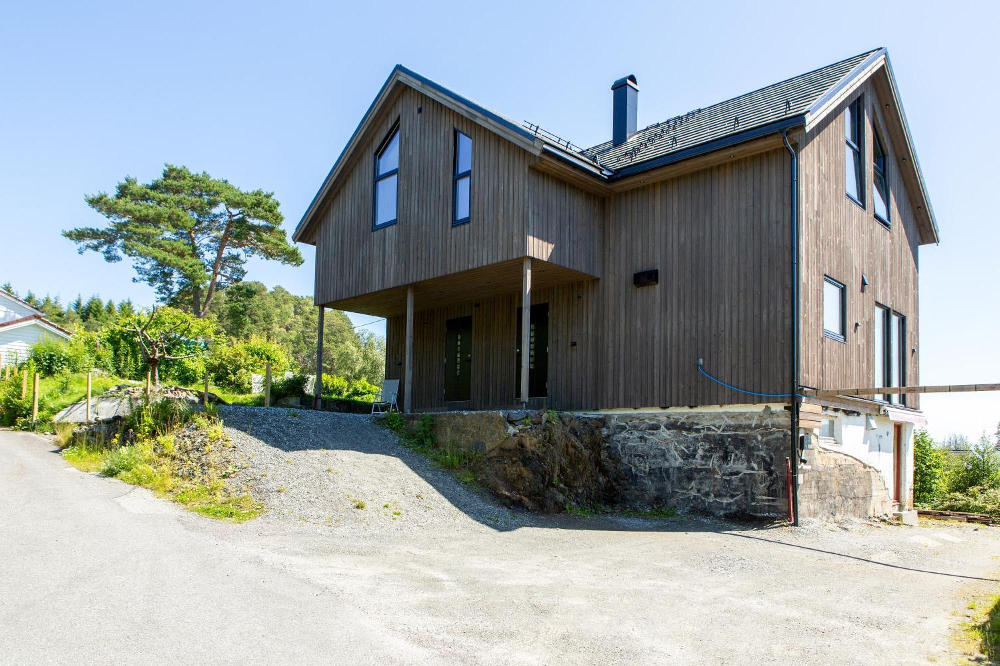 Central Sea View Villa Stord Buitenkant foto